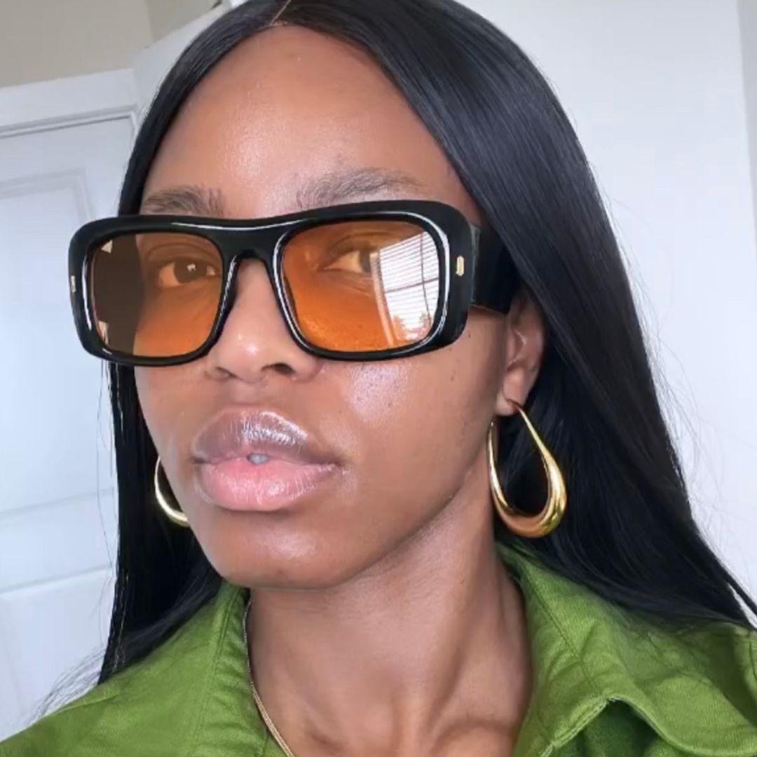 women solid gold earrings