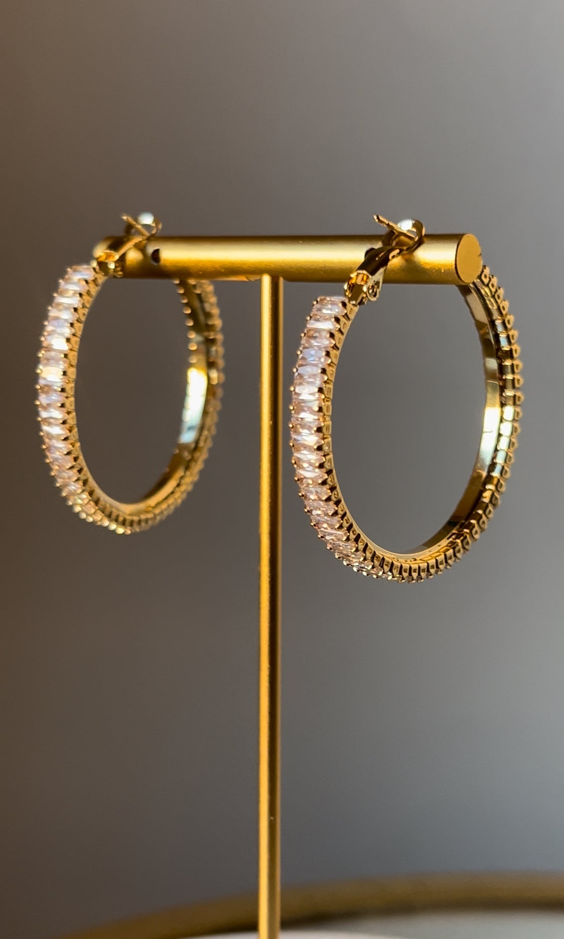 14k Baguette Hoop Earring