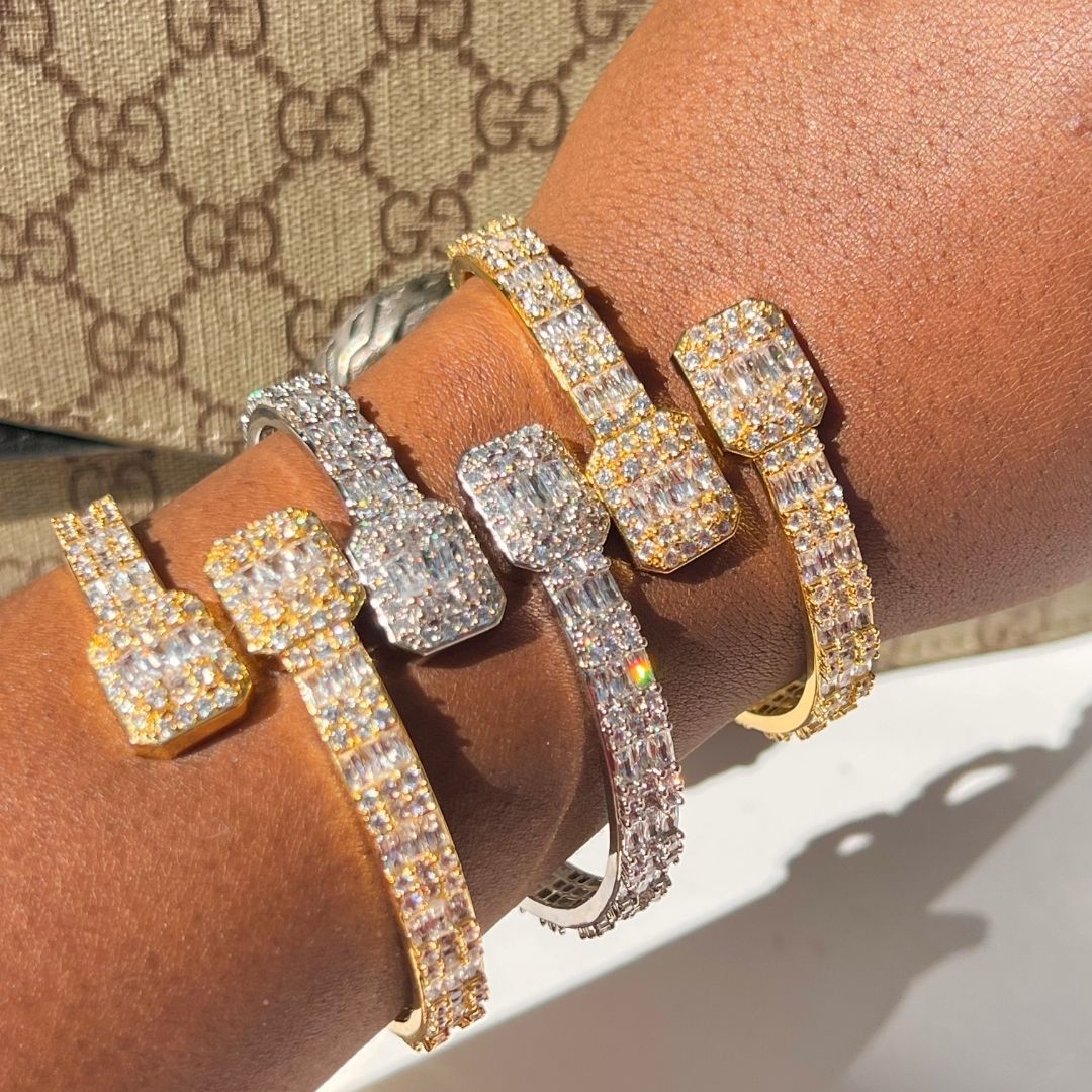 gold bangles for women