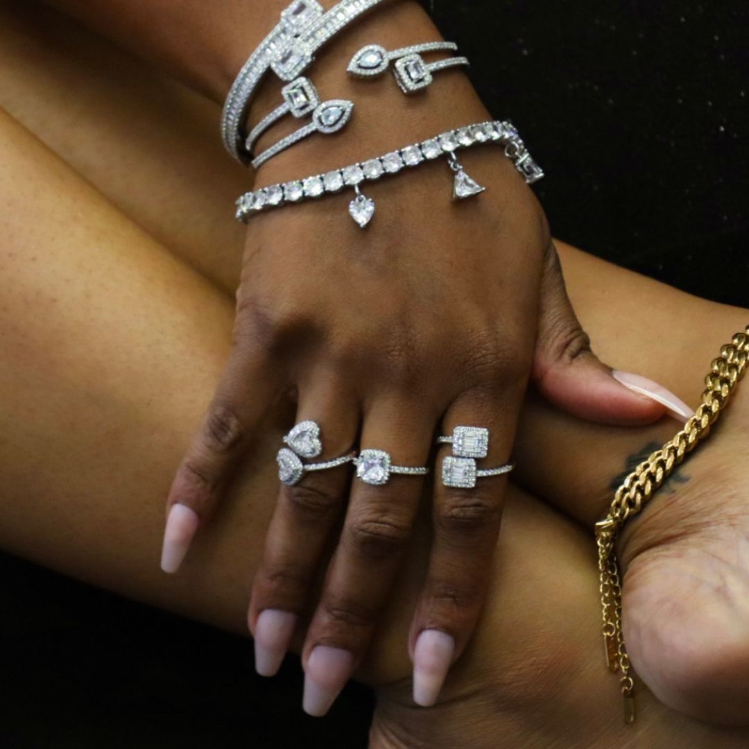 10k white gold ring