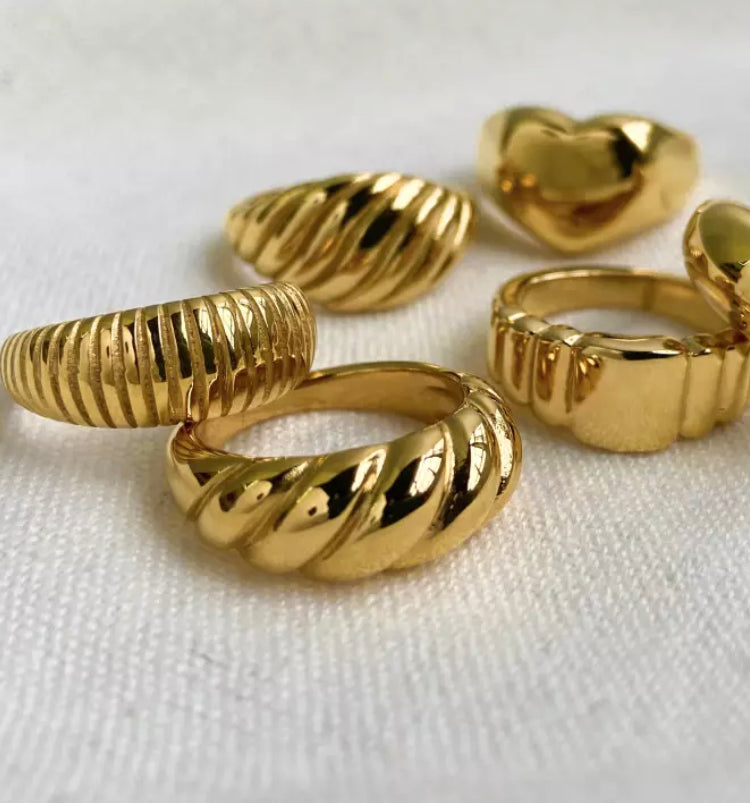 Croissant Ring
